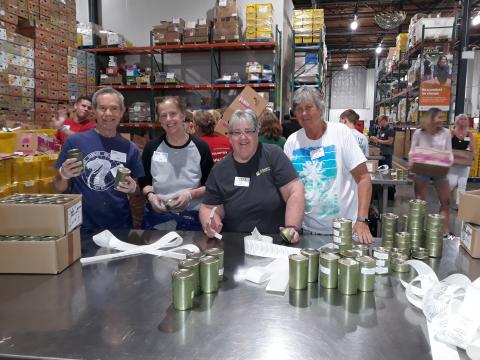 Food Lifeline volunteers on June 6, 2019